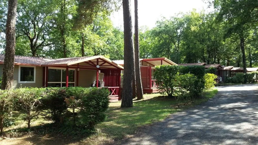 Camping Eden Villages Les Truffières de Dordogne