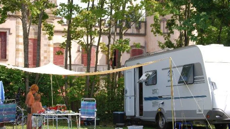 Château Camping La Grange Fort