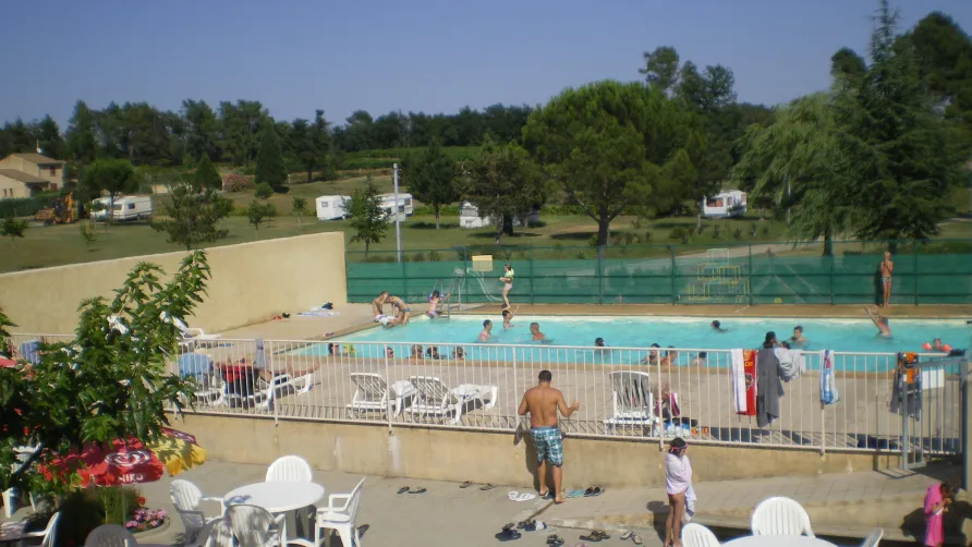 Camping La Rouvière Les Pins