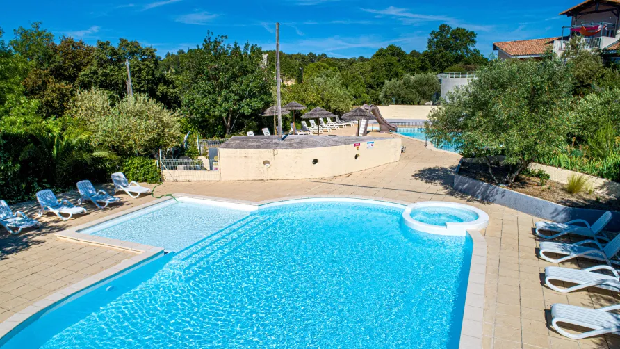 Flower Camping le FONDESPIERRE