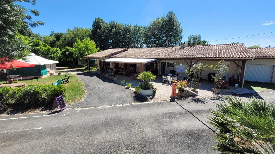 Camping les PEUPLIERS