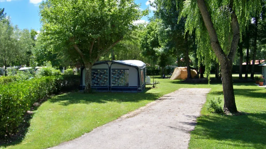 Camping les PEUPLIERS