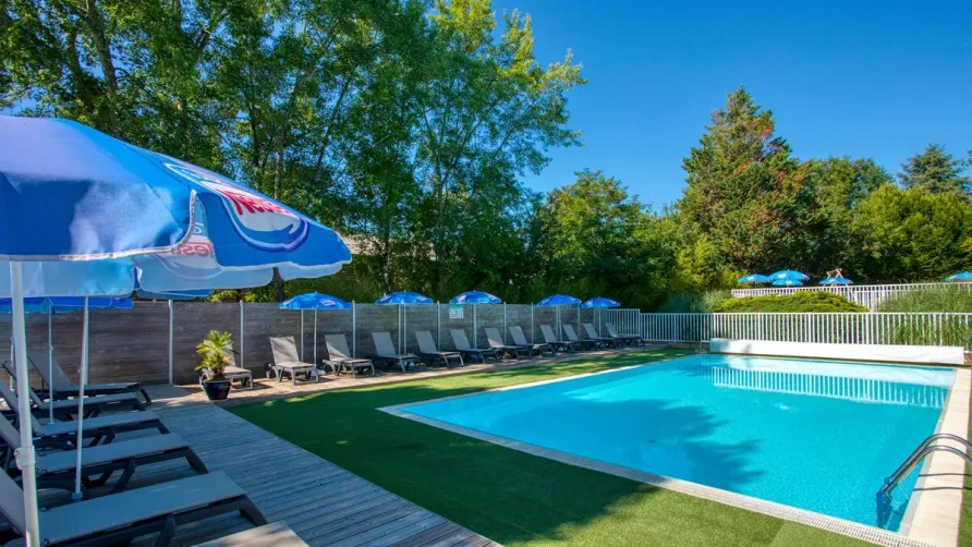 Flower Camping Les Nauves