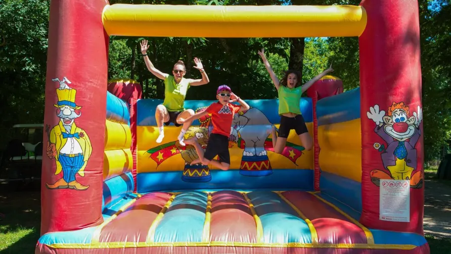 Flower Camping Les Nauves