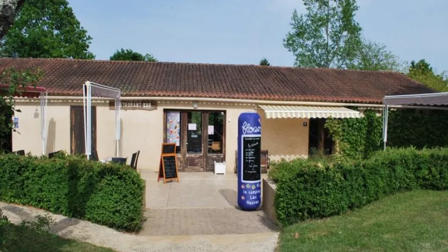 Flower Camping Les Nauves