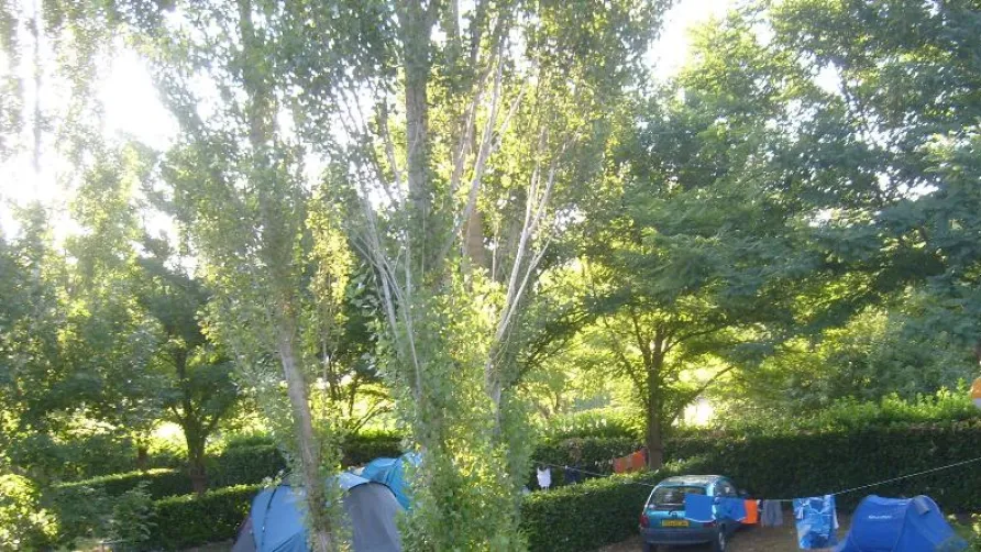 Ushuaïa Villages - Camping Le Port de Lacombe ***