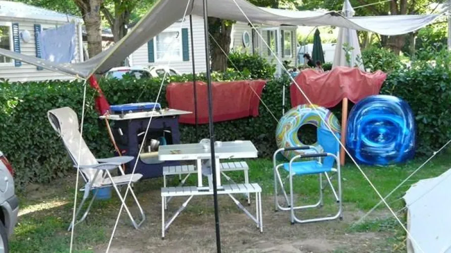 Ushuaïa Villages - Camping Le Port de Lacombe ***