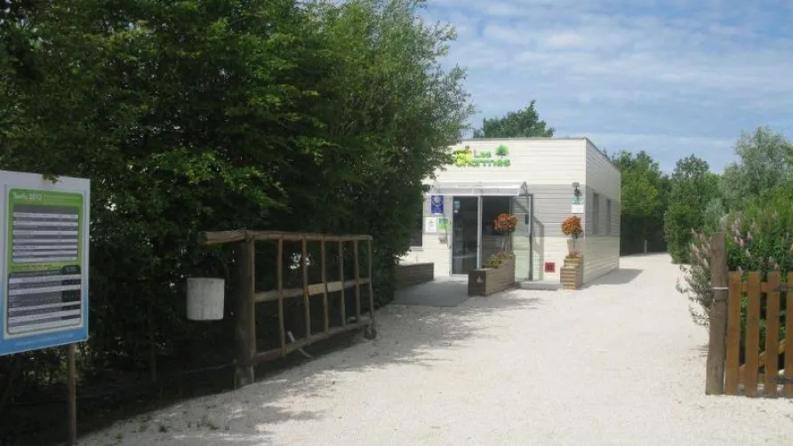 Camping Les Charmes