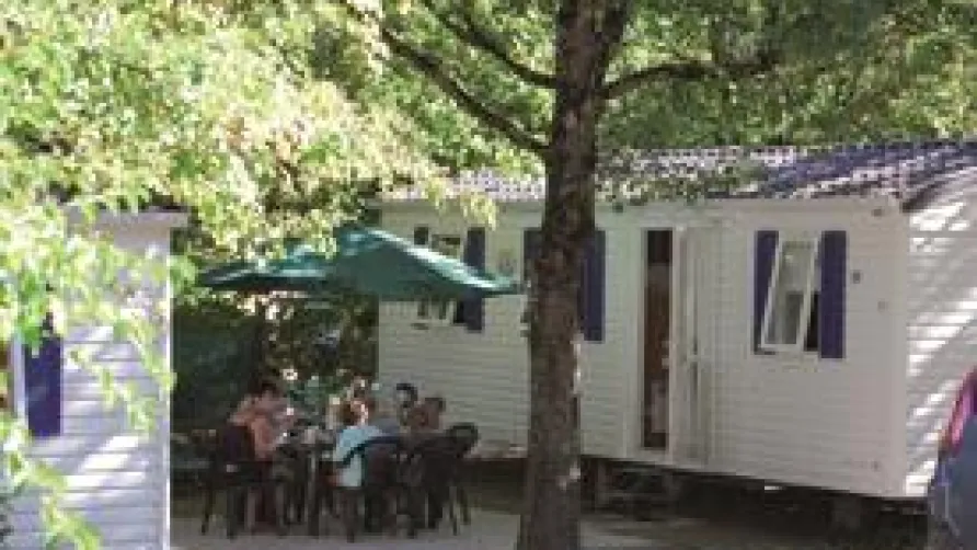 Camping de la Pinède