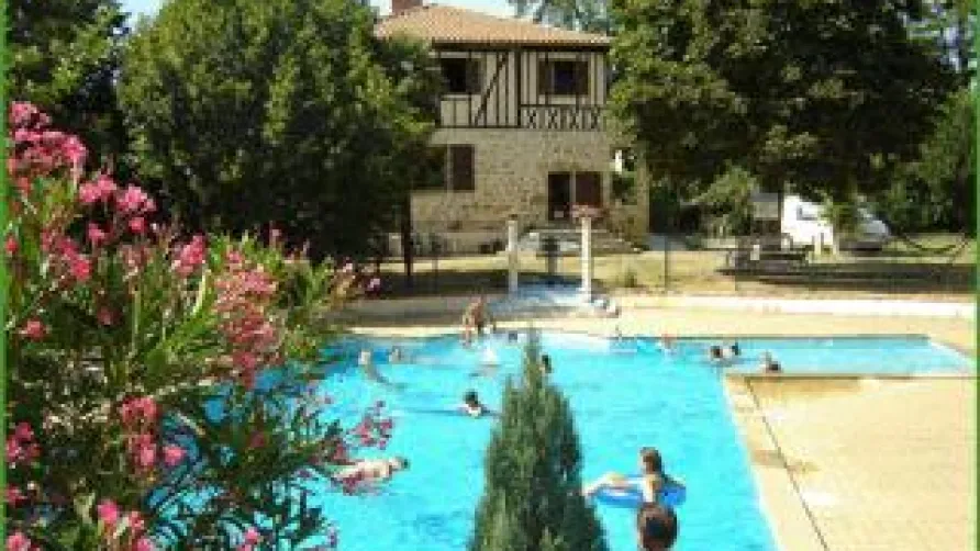 Le Domaine du CASTEX - Camping & Hébergement