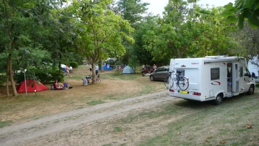 Le Domaine du CASTEX - Camping & Hébergement