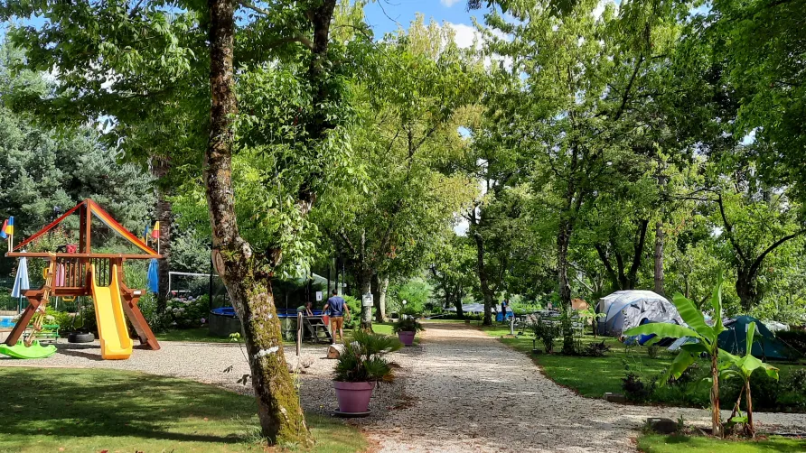 Le Domaine du CASTEX - Camping & Hébergement