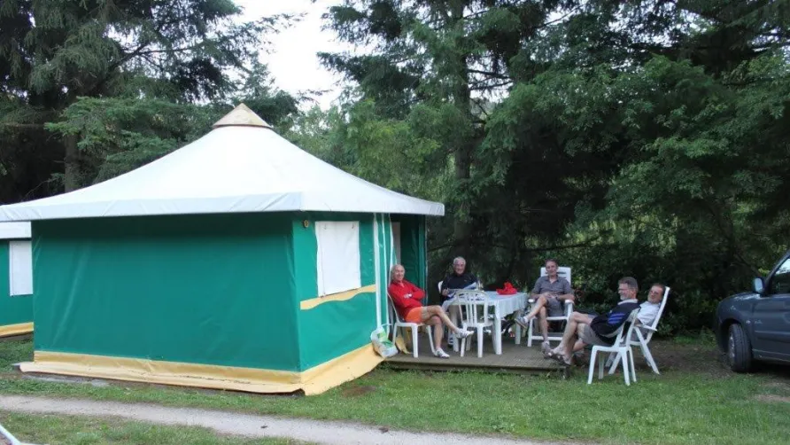 Camping Les Berges Du Doux