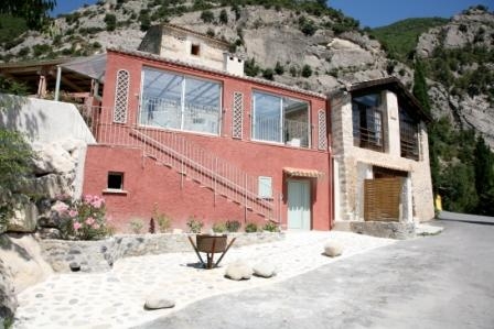 Origan Village