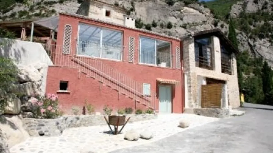 Origan Village
