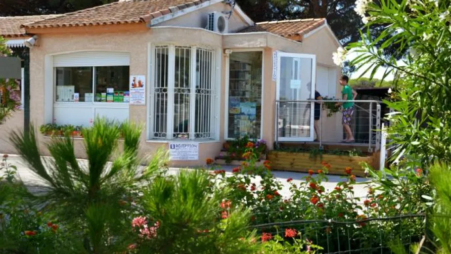 Camping Les Romarins