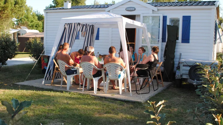 Camping Les Étangs Mina