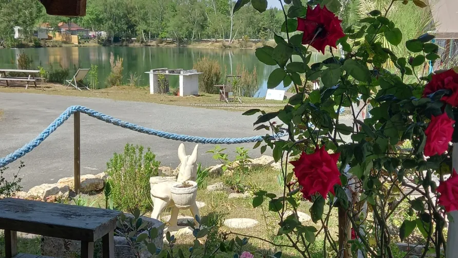 Camping Les Étangs Mina