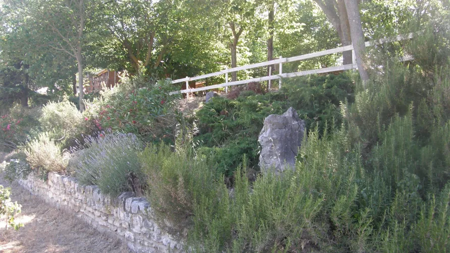 CAMPING LES TRUFFIERES***