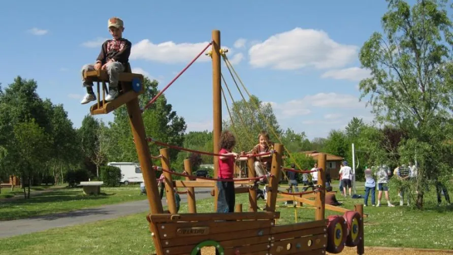 Camping Les Portes Du Beaujolais