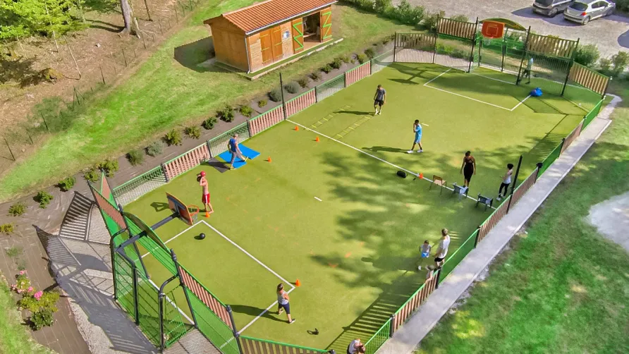 Camping APV La Pélonie