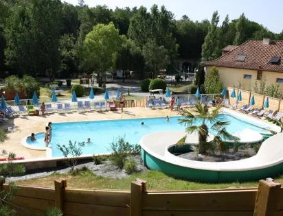 Camping APV La Pélonie