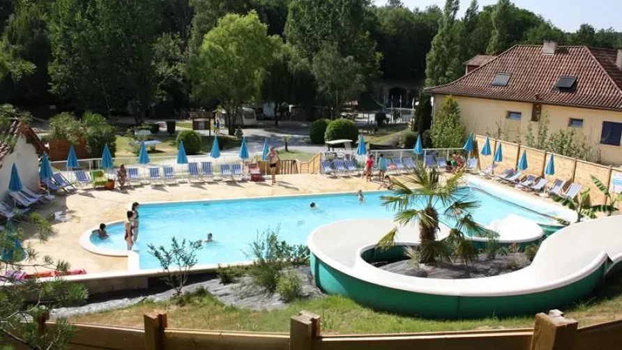 Camping APV La Pélonie