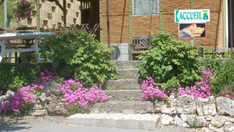 CAMPING LE VIEUX VALLON