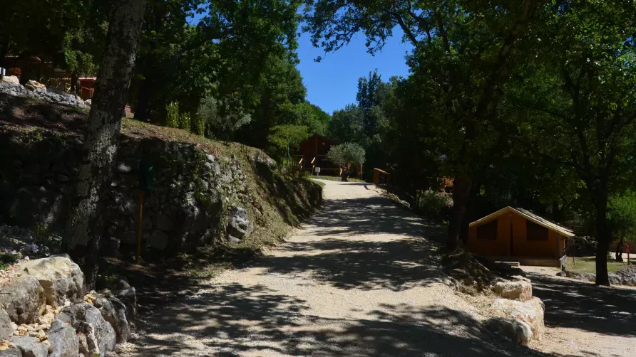 CAMPING LE VIEUX VALLON