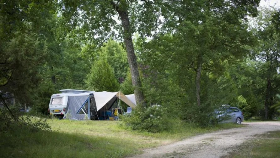 Ushuaïa Villages - Camping au Bois Joli ****