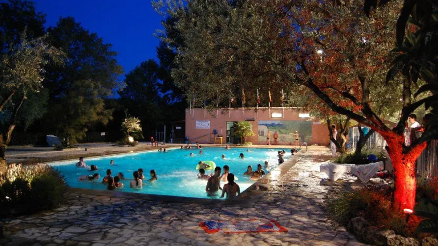 Camping L'OLIVERAIE