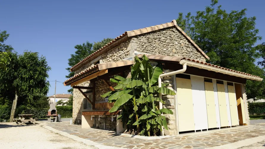 CAMPING LES HORTENSIAS
