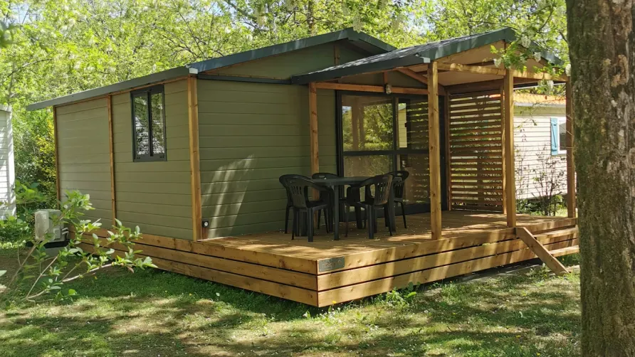 CAMPING LES HORTENSIAS