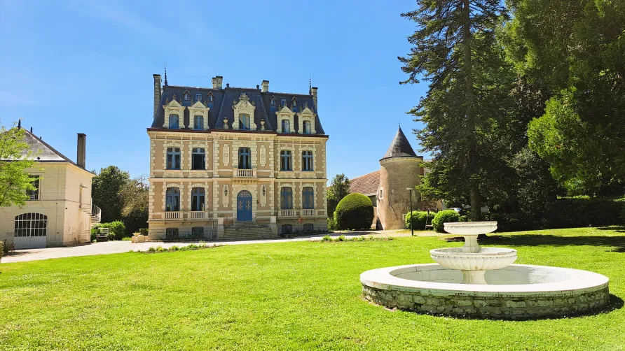 Camping Château de la Rolandière