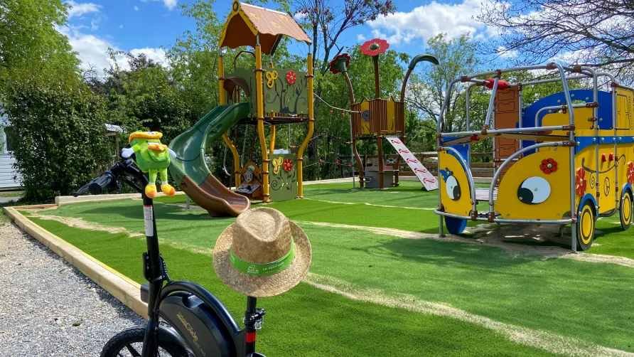 Camping Le Petit Bois Sites et Paysages