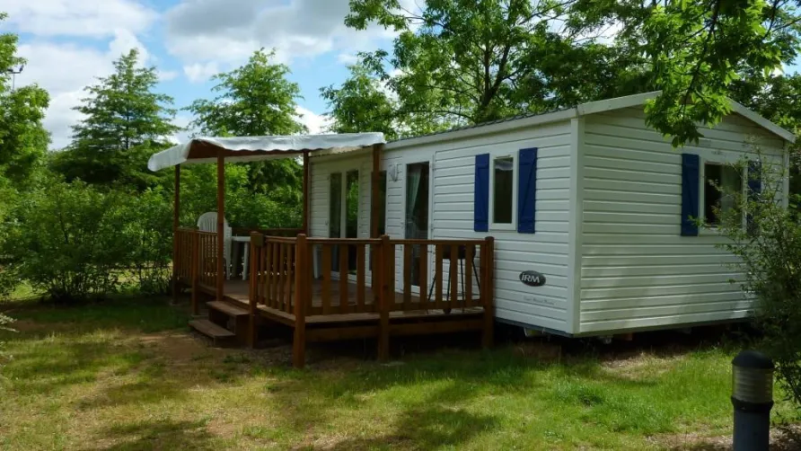 Base de Loisirs - Camping du Lac Cormoranche