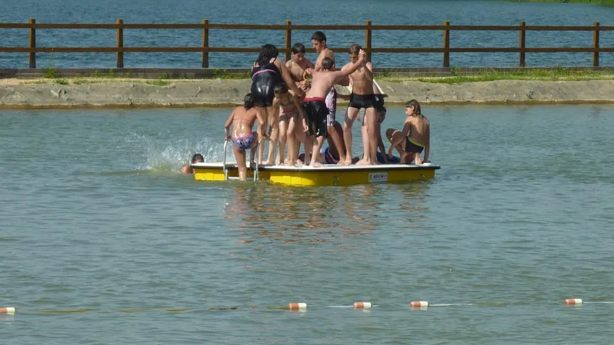 Base de Loisirs - Camping du Lac Cormoranche