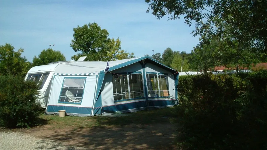 Base de Loisirs - Camping du Lac Cormoranche