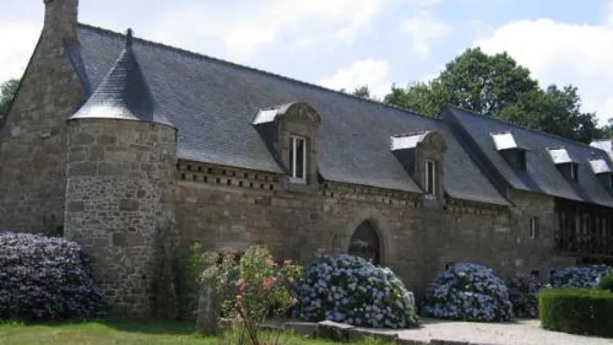 CAMPING DU MANOIR DE CLEUZIOU