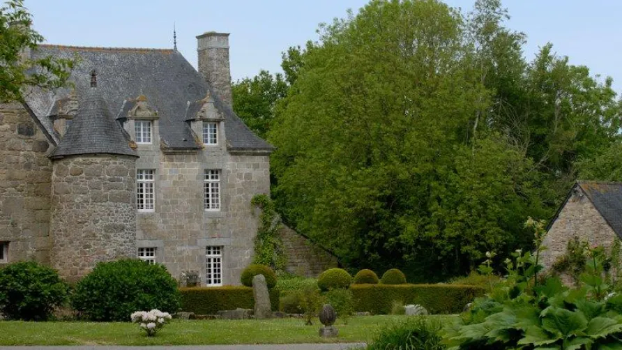CAMPING DU MANOIR DE CLEUZIOU