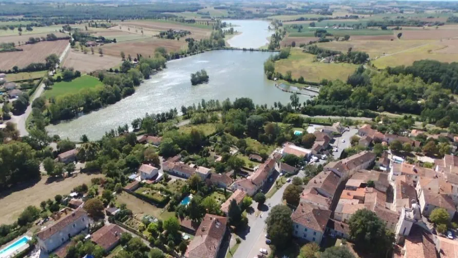 Camping Xtrem Village