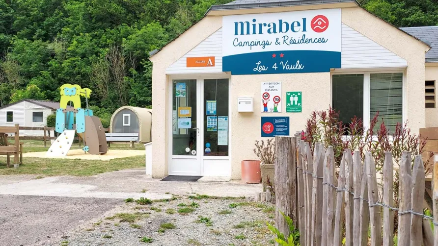 Camping Mirabel Les 4 Vaulx
