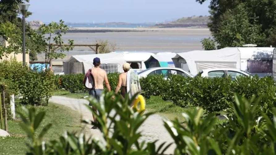Camping Mirabel Les 4 Vaulx
