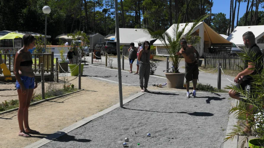 Camping Les Samaras