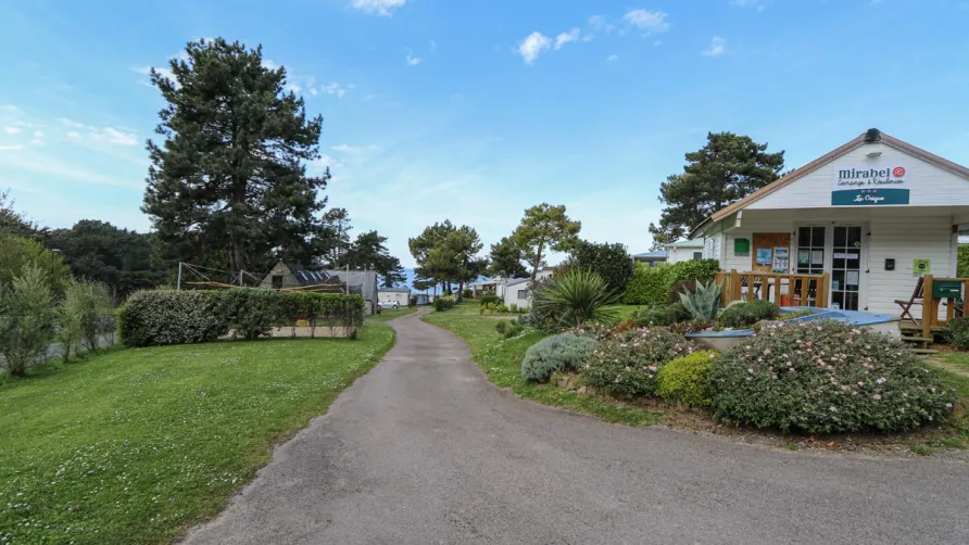 Camping Mirabel La Crique