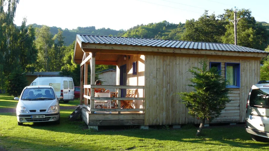 CAMPING LES BOMBES