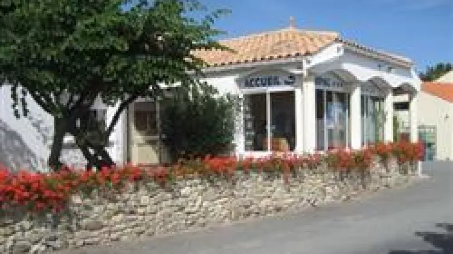 Camping Le Lagon Bleu