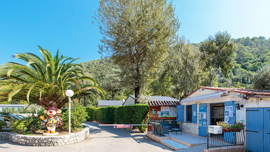 Camping Au Vallon Rouge