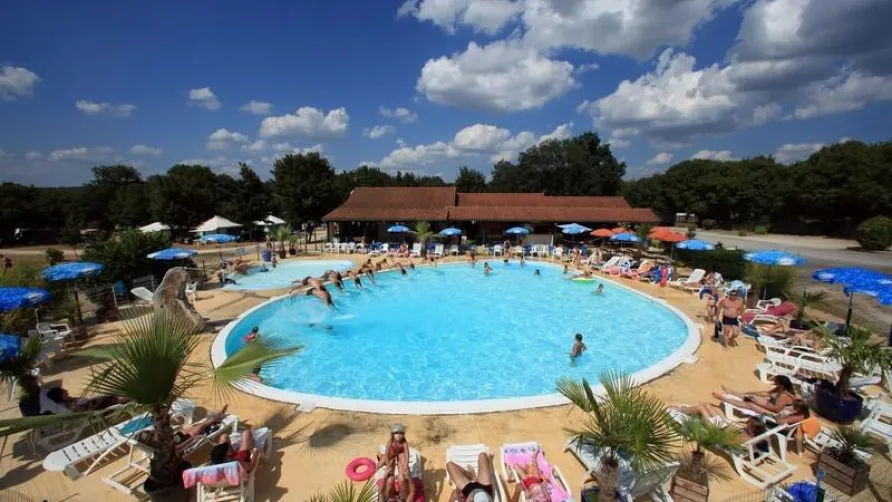 Camping Les Cigales
