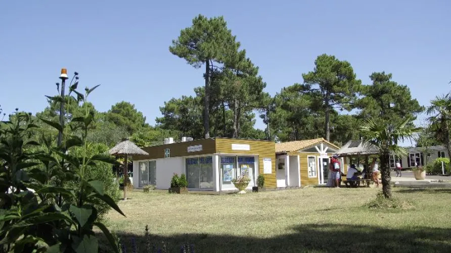 Camping Eden Villages Palmyre Loisirs